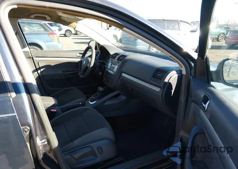 2009 Volkswagen Jetta S from USA, damaged, VIN 3VWJZ71KX9M143368